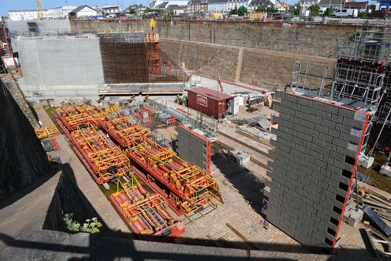 À Saint-Nazaire, Fort Boyard se construit un bouclier