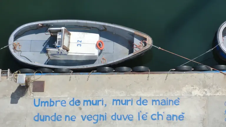Découvrir la Loire à Orléans : une balade en toue sablière: ce qu’il faut retenir