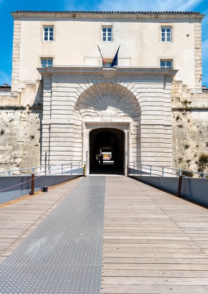 Nîmes et le crime : ultime visite ce 30 août à 18 h 30